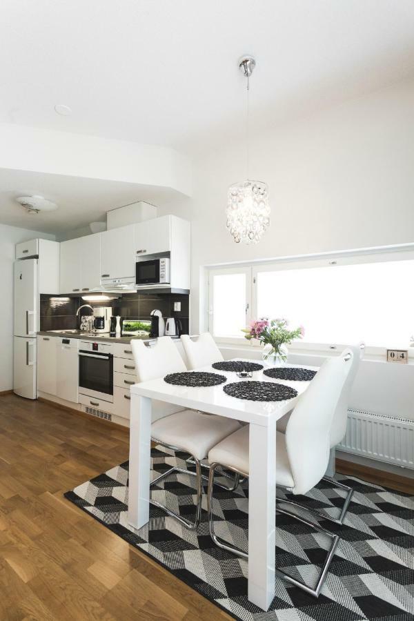 Tuomas' Luxurious Suites, Kitka. Ροβανιέμι Εξωτερικό φωτογραφία